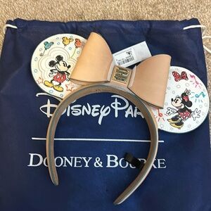 NWT Disney Dooney & Bourke Sketch Ears -- SOLD OUT